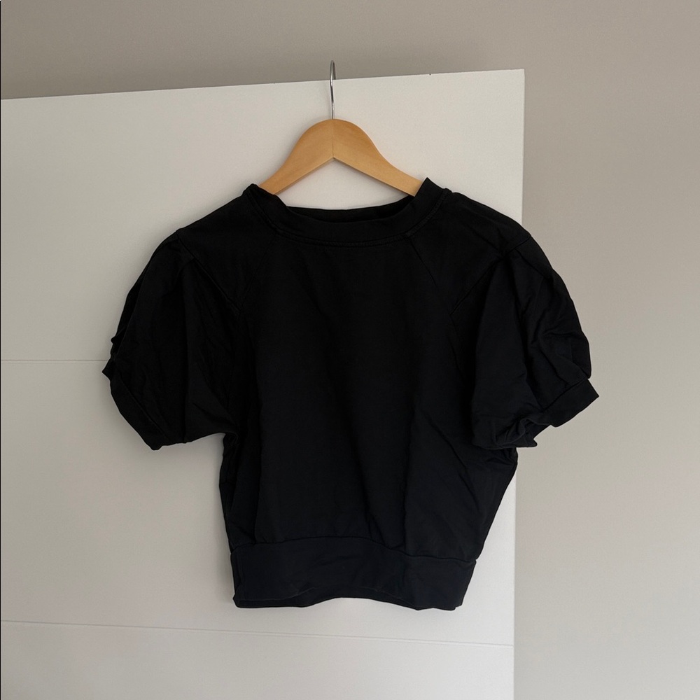 Astrid Black Puff Sleeve Crop Top